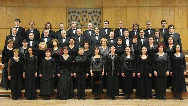 Смесеният хор на БНР с диригент Любомира Александрова открива концертния