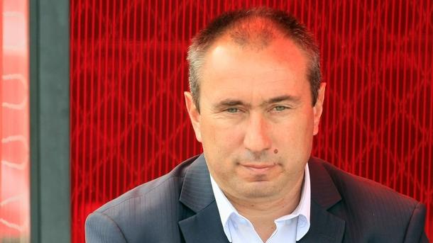 Станимир Стоилов ще продължи договора си с казахстанския Астана“ след