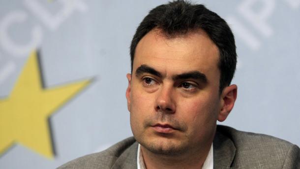 Исканата от БСП оставка на председателя на парламента Димитър Главчев