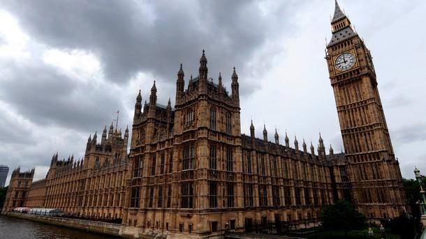 Влиятелна междупартийна група от депутати в британския парламент разработва планове