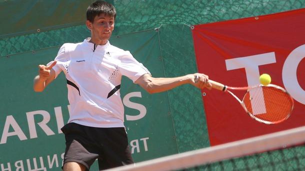  Александър Лазов се класира за четвъртфиналите на турнира по тенис