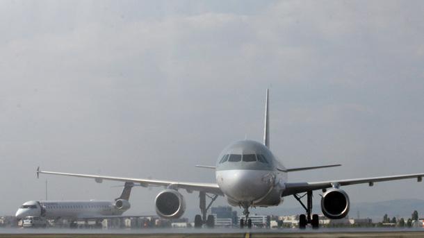 Великобритания определи като рутинна процедура 3 часовата проверка на руски самолет