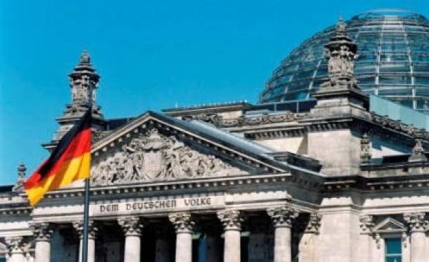 Ръководството на германската Социалдемократическа партия единодушно е одобрило започването на