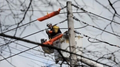 На допълнително намаление на цената на тока и парното от 1-ви април се надява новият председател на ДКЕВР