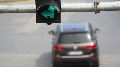Мигащата зелена светлина на светофарите вече е деактивирана от всички
