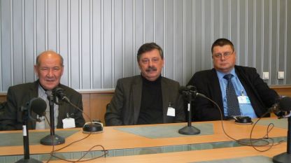 Проф. Георги Михов, проф. Руслан Пенчев и доц. Преслав Димитров (отляво надясно)