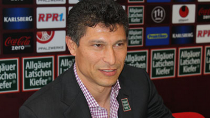 Красимир Балъков остава треньор на „Литекс“