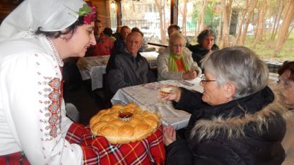 С питка и мед бяха посрещнати потребителите при откриването на социалната кухня във Видин