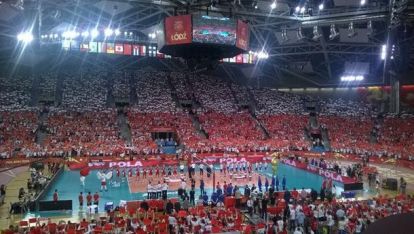 12 хиляди по трибуните празнуваха класирането на Полша на полуфиналите на световното
