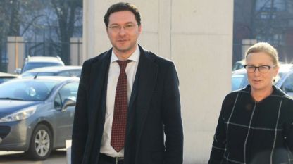 Бившият министър на външните работи Даниел Митов и адвокатът му Ина Лулчева