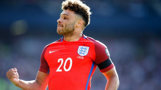 Алекс Окслейд-Чембърлейн