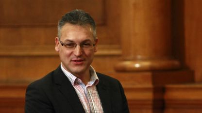 Валери Жаблянов отхвърли искането на ГЕРБ да подаде оставка като зам.-председател на парламента и бе подкрепен от ръководството на БСП.