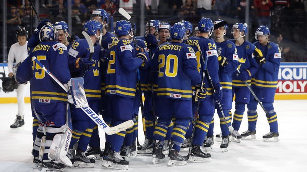 Шведите се радват на успеха си срещу Швейцария