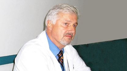 д-р Петър Атанасов