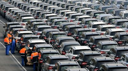 Продажбите на нови автомобили в ЕС отбеляза силен спад през