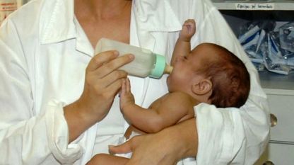 Бременни непълнолетни и жени в риск ползват услугите на Звено „Майка и бебе”