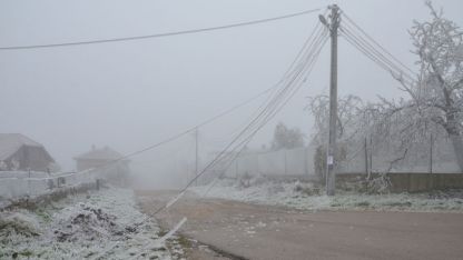 10 дни хиляди домакинства бяха без ток заради скъсани електропроводи /община Белоградчик- 04.12.2014 г./