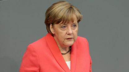 Ангела Меркел пред Бундестага