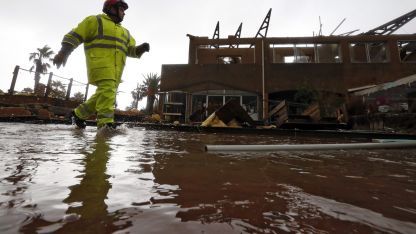 1600 души са евакуирани заради наводненията в Южна Франция, причинени от проливните дъждове.