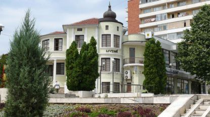 Историческият музей предлага на посетителите богата експозиция, свързана с миналото  на Горна Оряховица