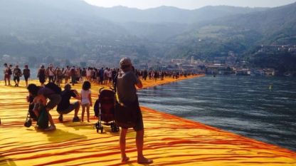 Кристо, Плаващи кейове, езерото Изео, Италия, 2016 