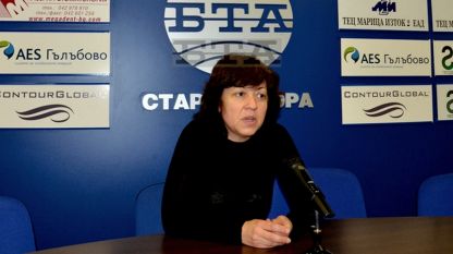 Архив: Елена Нонева - лидер на Политическо движение ''Социалдемократи''