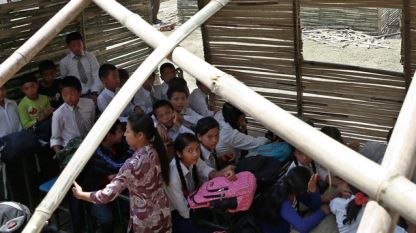 Временен учебен център в покрайнините на Катманду