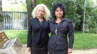Анелия Торошанова и Яничка Методиева (вдясно)