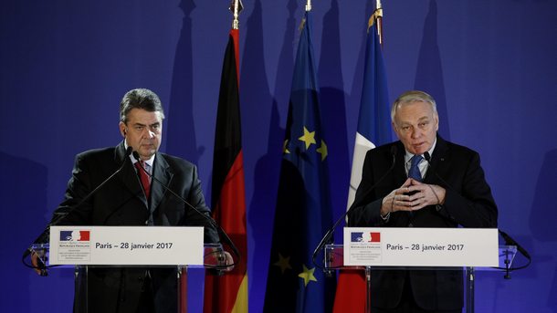 Зигмар Габриел и Жан-Марк Еро