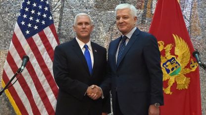 Американският вицепрезидент Майк Пенс и черногорският премиер Душко Маркович