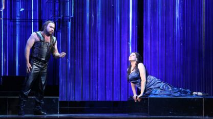 Мецосопраното Надя Кръстева и тенорът Ендрик Вотрих по време на генералната репетиция на операта „Самсон и Далила”.