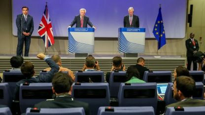 Дейвид Дейвис и Мишел Барние - представителите на Великобритания и ЕС в преговорите за Брекзит