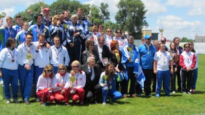 България на седма в отборното класиране на европейското Гран при по стрелба с лък