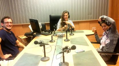 Николай Петров, Калина Станева и Марина Николова в студиото на предаването (отляво надясно).