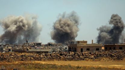 Боеве в понеделник в Ал Харак в южната сирийска провинция Дераа.