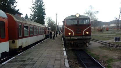 Изчакване на гарата във Велинград