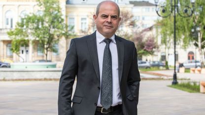 Кметът на Русе Пламен Стоилов уволни заместника си, отговарящ за строителството. 