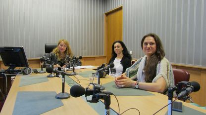 Мария Мира Христова, Галина Стоянова и Наталия Тимченко (отляво надясно) в студиото на програма „Христо Ботев“