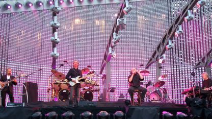 Британският поп певец и барабанист Фил Колинс 71 изнесе последния
