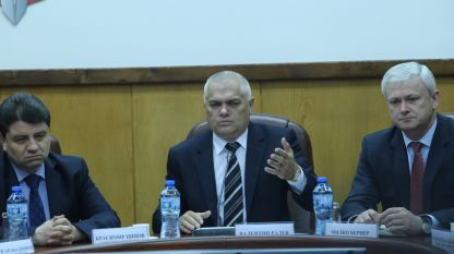 В заседателната зала на МВР се проведе редовен месечен брифинг на Валентин Радев