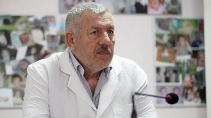 Имаме проблем с общественото здравеопазване  Това каза пред БНР проф Атанас Щерев