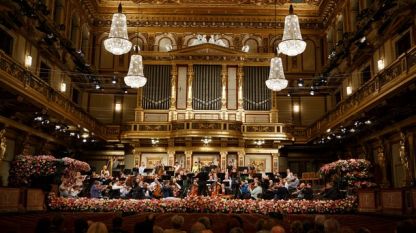 Новогодишният концерт на Виенската филхармония в златната зала на Музикферайн