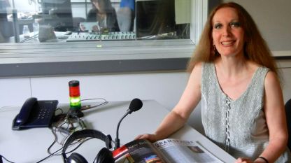 Elmira Dırvarova Bulgaristan Radyosu studyosunda.