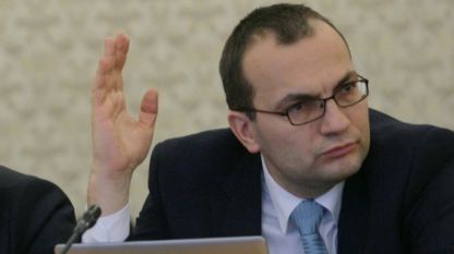 Въпросите които Кирил Петков постави за лошото управление на ДКК