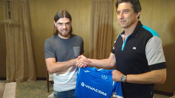 „Левски“ взе сръбски защитник