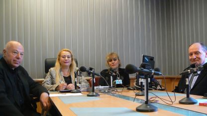 Захари Генов, Анелия Торошанова, Еми Мариянска и Антон Сираков (отляво надясно) в студиото на предаването