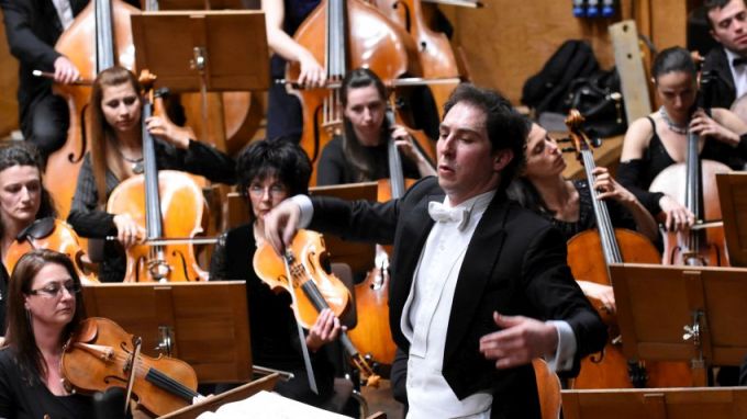 Росен Гергов дирижира Симфоничния оркестър на БНР