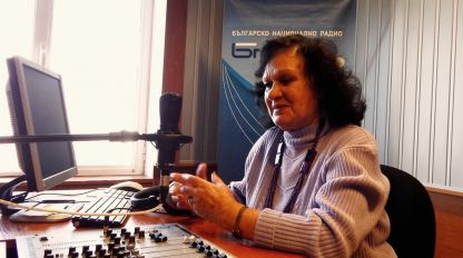 Яна Маринова в студиото на Радио ВИДИН през май 2014 година