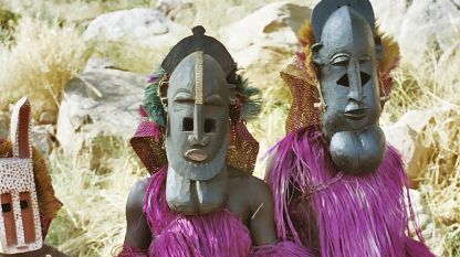 Мъже от племето Догон в ритуални маски