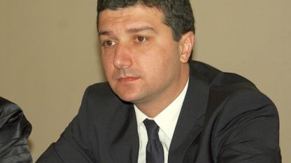 министър Драгомир Стойнев